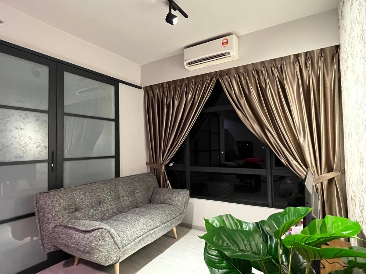 Ferienwohnung Jesselton Quay Kota Kinabalu 1 Exterior foto