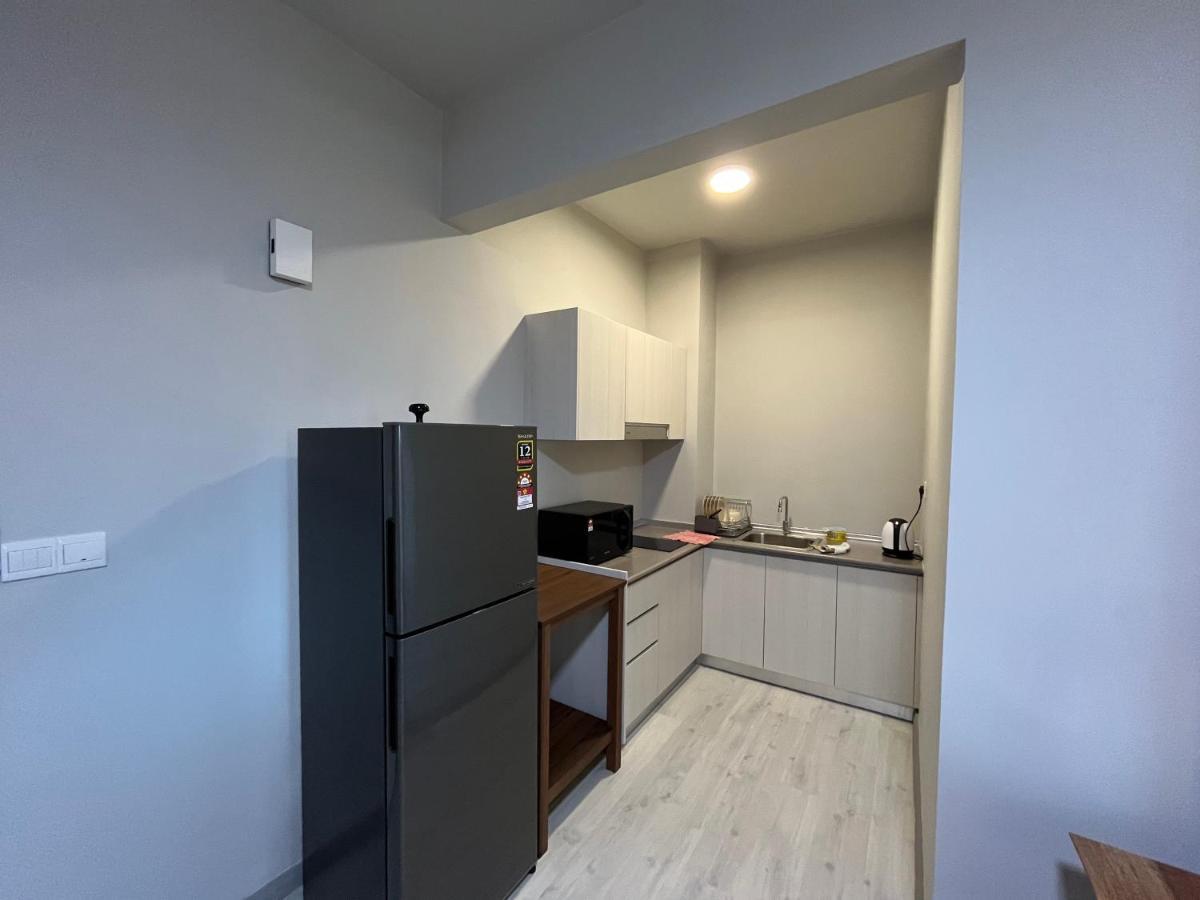 Ferienwohnung Jesselton Quay Kota Kinabalu 1 Exterior foto